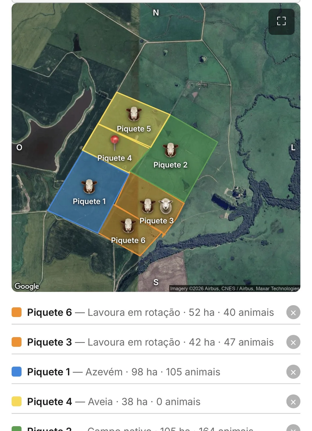 Croqui da fazenda com cada potreiro marcado sobre a imagem de satélite real